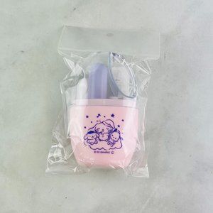 Sanrio Characters Travel Toothbrush Case Set